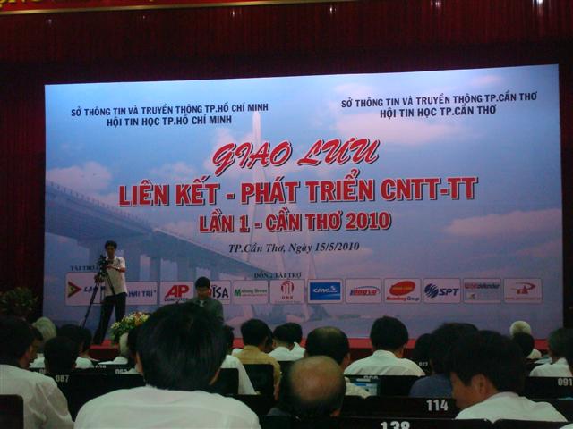 DSC02300 (Small).JPG