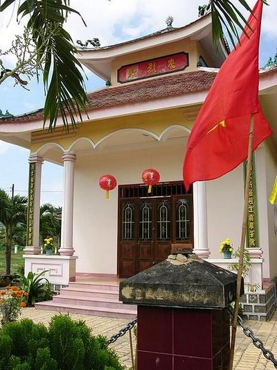 Tran_Quy_Cap_temple.JPG