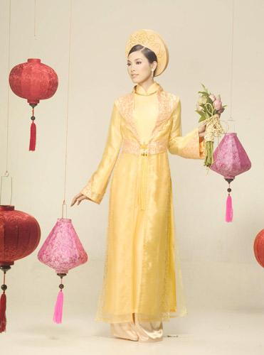 Ao dai cuoi.jpg