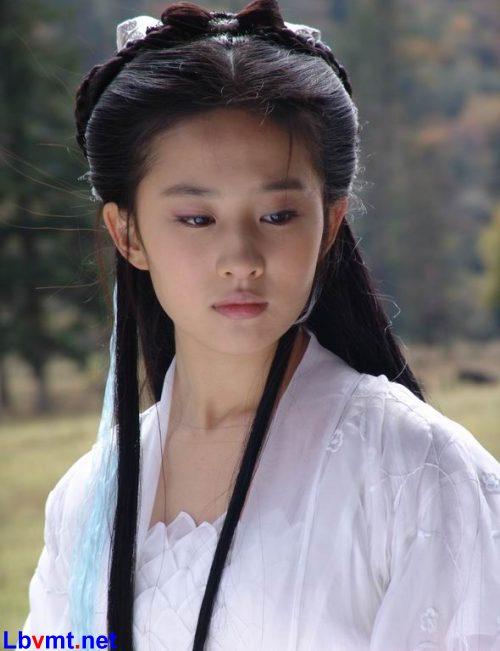 Liu-Yi-Fei-Luu-Diec-Phi-15.jpg