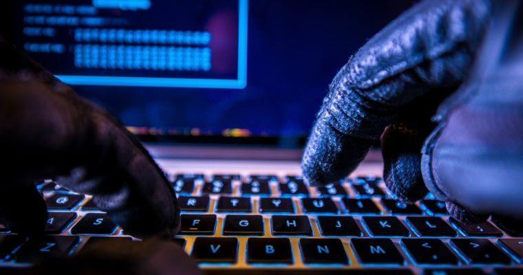 ro-ri-du-lieu-hacker.jpg