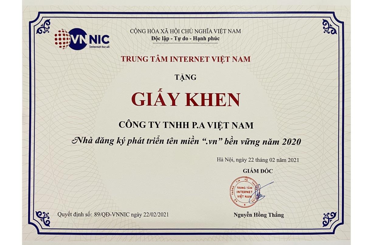 VNNIC trao tang bang khen PA 2020 - 4.jpg